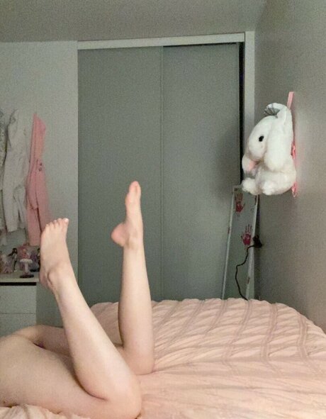 Moeponz porn actress pictures