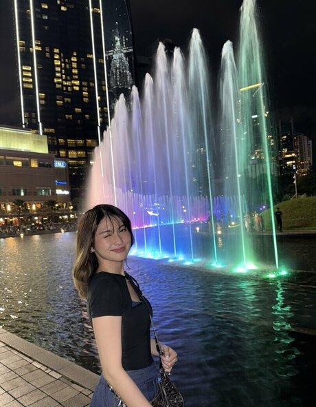 Swansage pornstar art photos