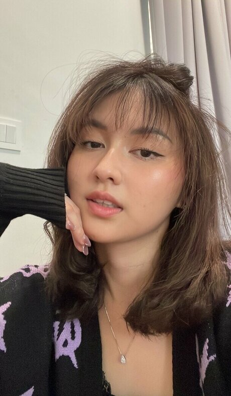 Swansage nude actress galleries