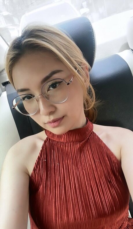 Swansage star erotic pictures