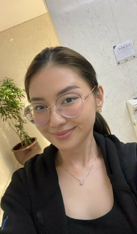 Swansage high quality actress archive