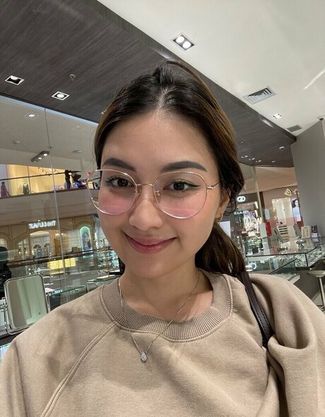 Swansage hot star pics