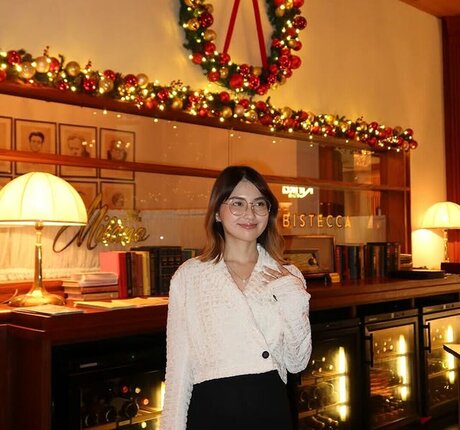 Swansage beautiful pornstar archive