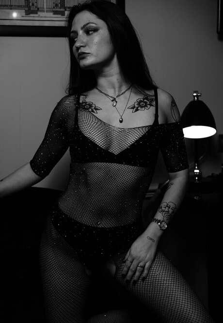 Lauraa rsi model free pics