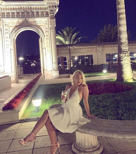 Sevdaxasg model top archive