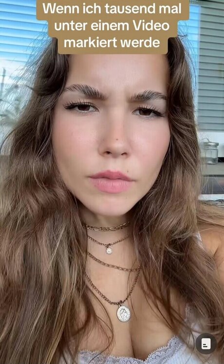 joysemmi hot actress pic