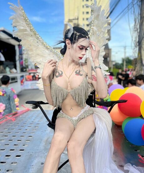 Natthrika exclusive model picture