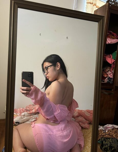 raider46s naked actress photo