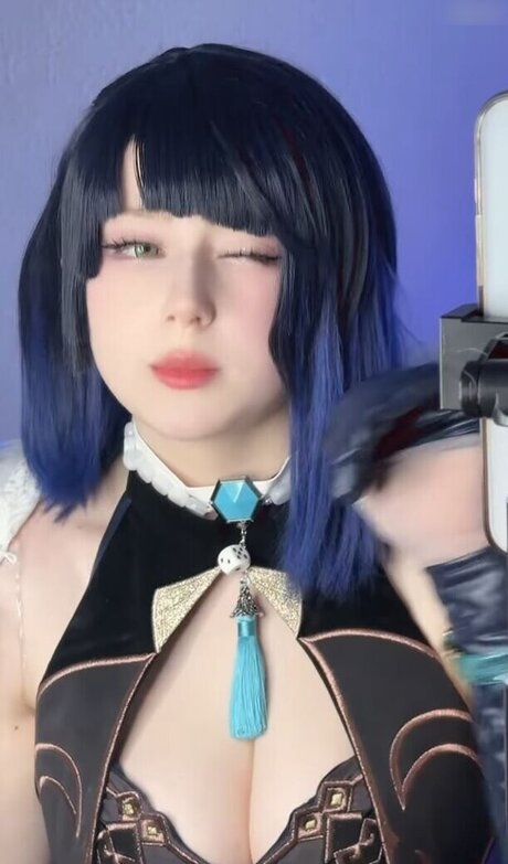 Mina min high quality star photos