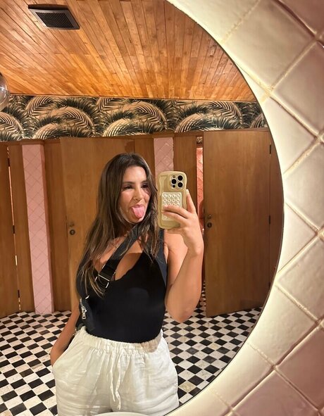 Monique Hristovska art model photos