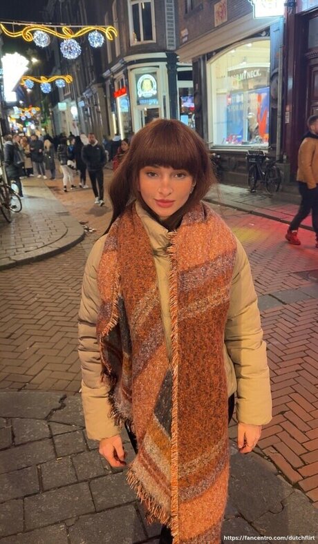 Dutchflirt pornstar erotic pics