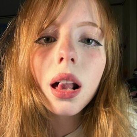 Spideryyem sexy pornstar images