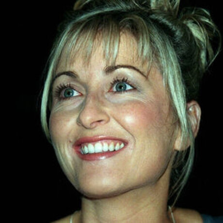 Fiona Phillips xxx model img