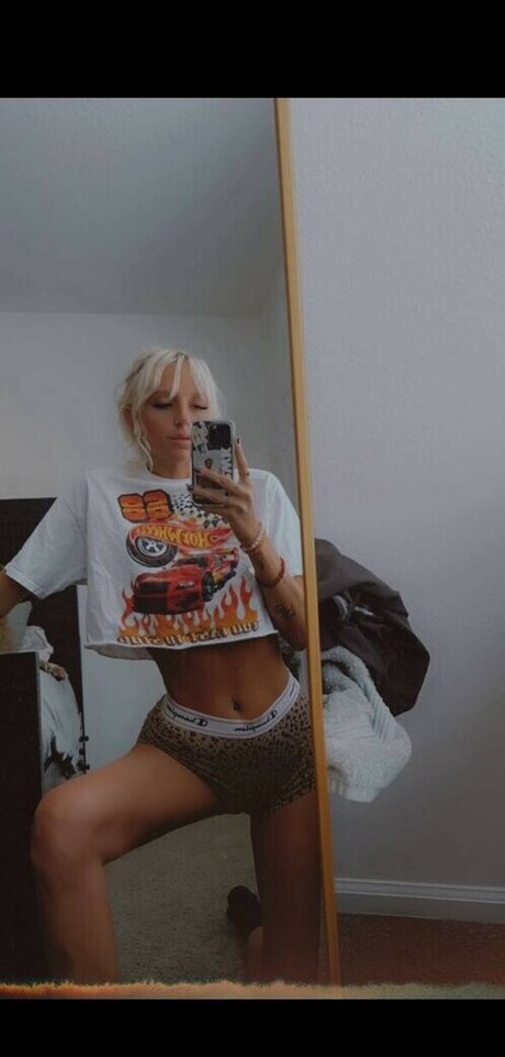 Katycarnegie sexy pornstar image