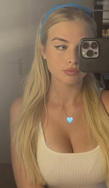 Jellina adult star picture