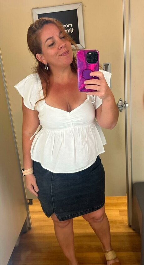 redponyforyou nudes model images