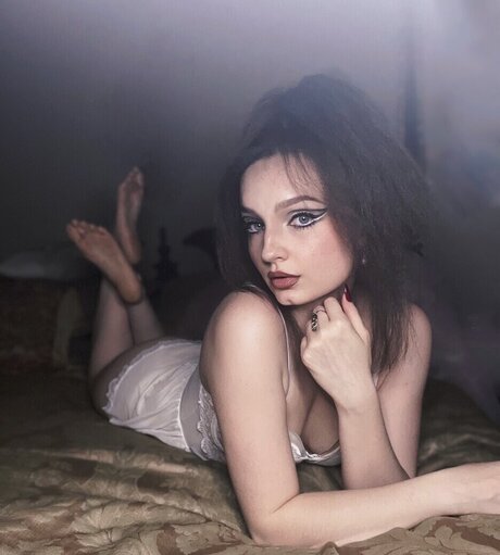 honeyrabbittt model image