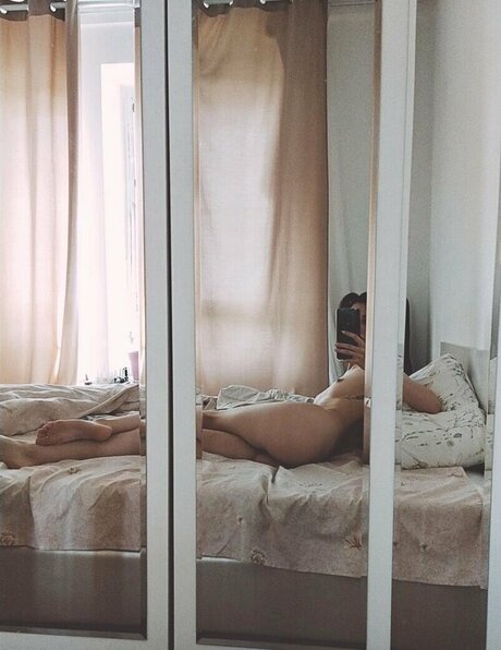 devochka econom pornographic model images