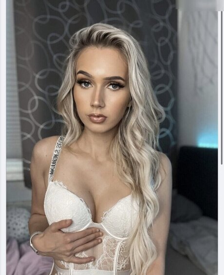 Josily exclusive actress photo