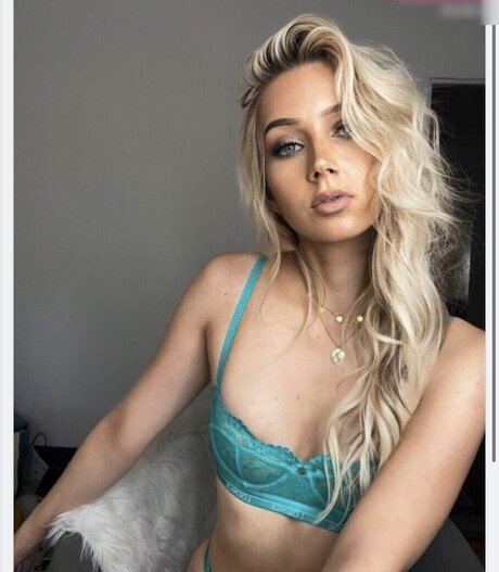 Josily beautiful star pictures