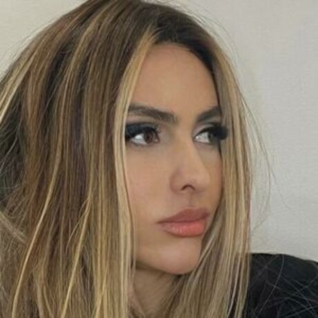 Qu ren Thomson art star galleries