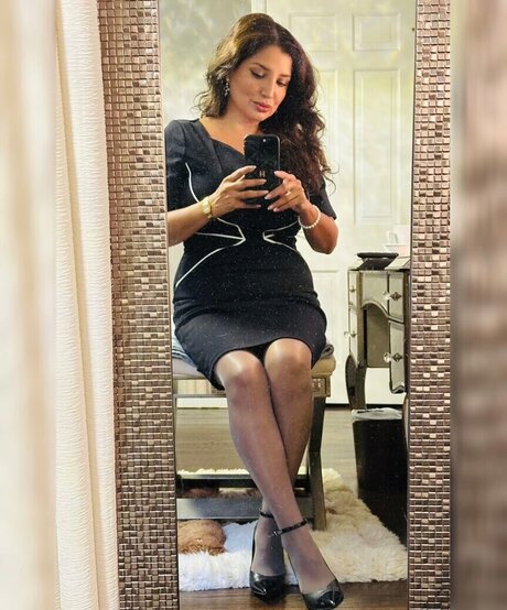 latinaseven7 high quality actress galleries