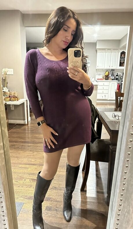 latinaseven7 pornographic actress photo