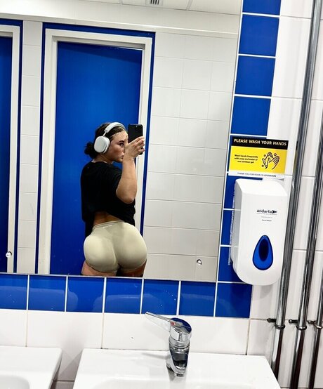 Ciara Wilmot star top galleries