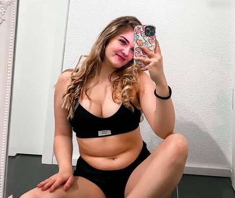 Mondwika pornstar nice pic