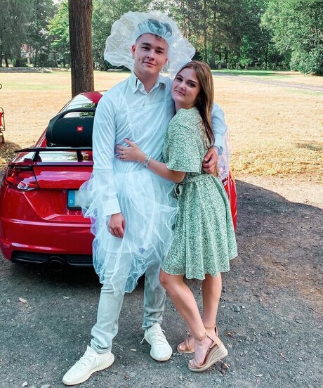 Mondwika star nudes photo