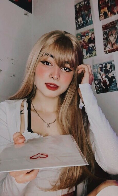 Offcbzs model xxx photo