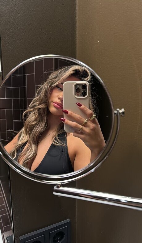 Almira Azemi model art photos