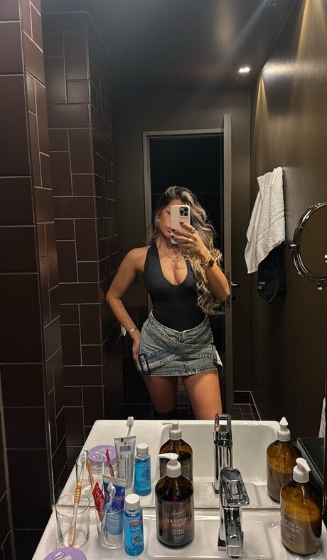 Almira Azemi naked star pictures