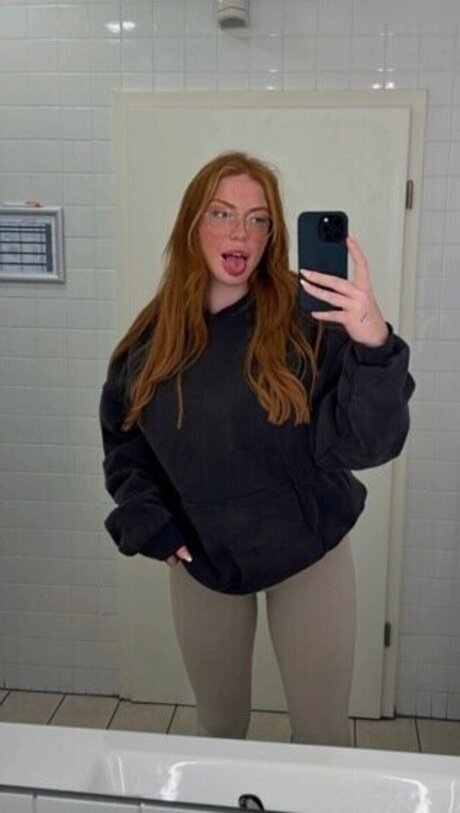 Devine kitty naked star pic