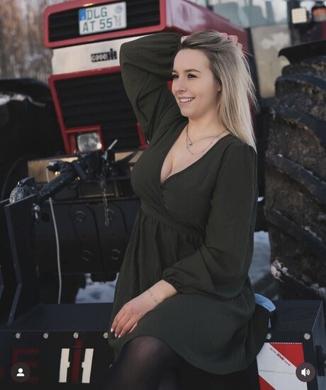 Alinas Landleben star sex galleries