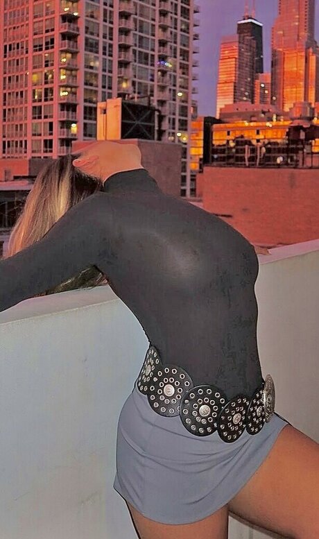 Tiffany Nguyen model sex photos