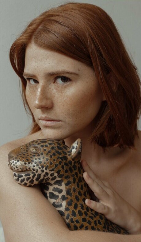 Mariah De Moraes porn model archive