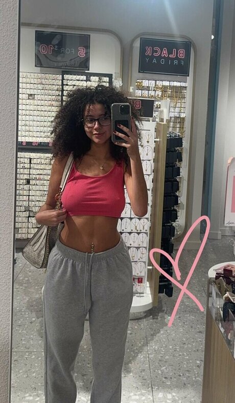 Megan Botnick star naked picture