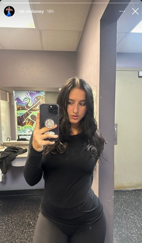 Nikkimaloney best pornstar pictures