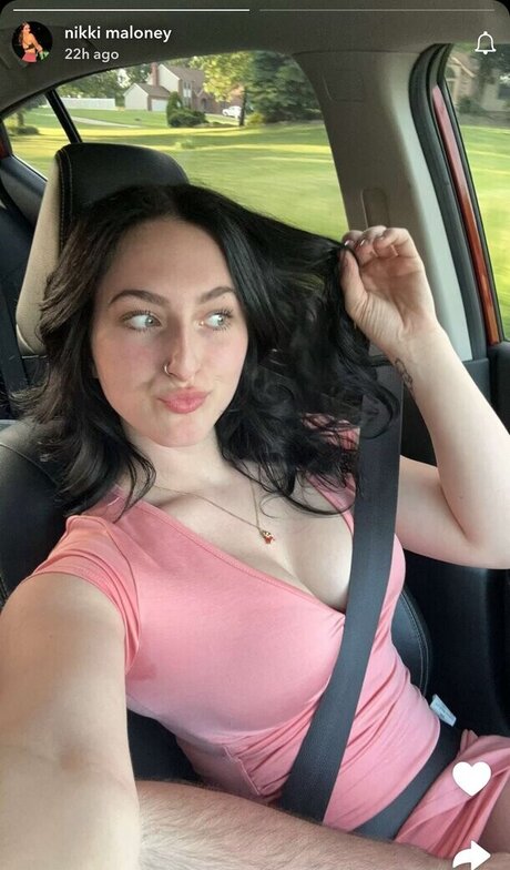 Nikkimaloney naked actress gallery