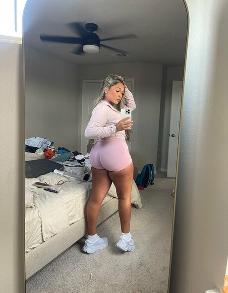 nikitarojo model erotic pictures