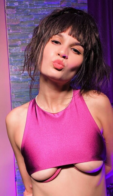 Tonya Rozatti porn star photos