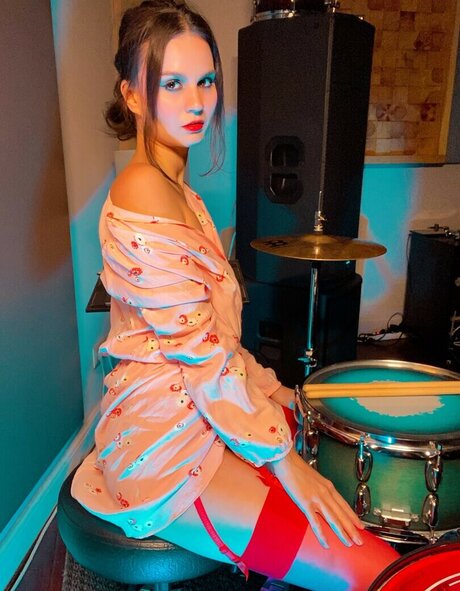 Tonya Rozatti model sex pic