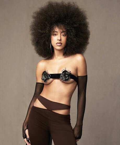 Yara Charry model xxx pictures