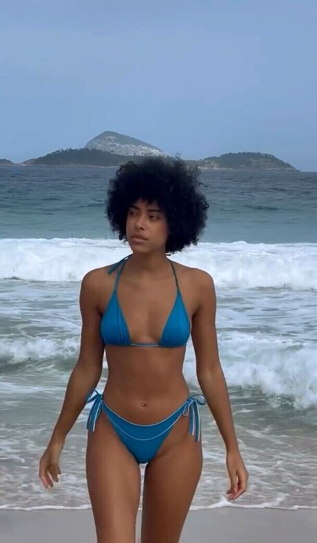 Yara Charry Profile pic