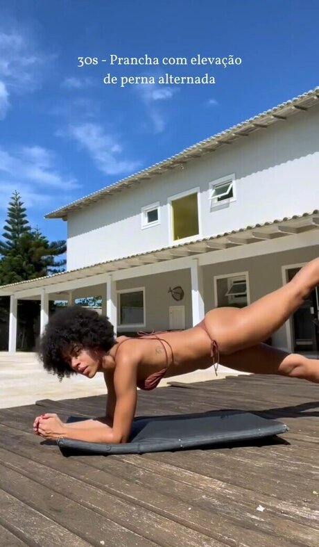 Yara Charry adult star pics