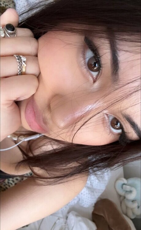 xeiyza pornstar beautiful img