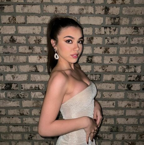 Megmuise hd star pics