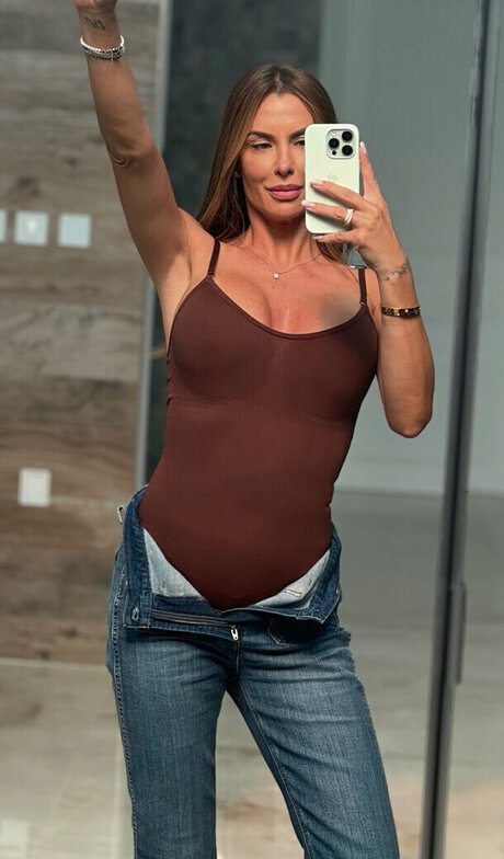 Anna Maria Ferchichi pornstar hot photos