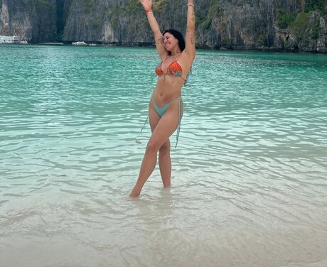 Vendewaa pornstar sexy img